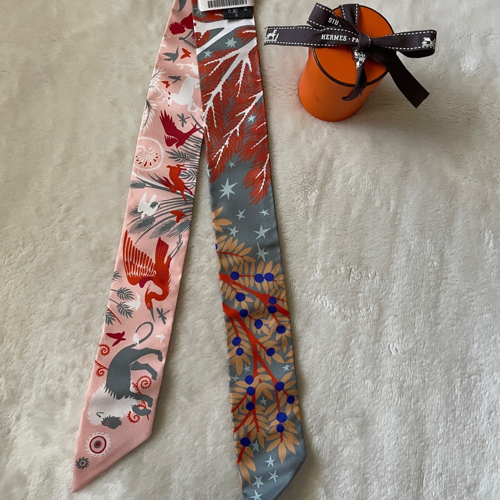 Hermès Twilly Scarf Set in Pink and Blue